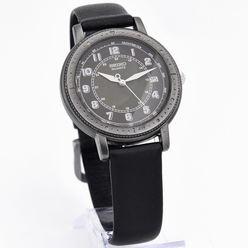 37 mm ø - Seiko Quartz Herrenuhr Schwarz 5Y22-8A90 Tachymeter Datum 24h - '90er - Picture 2 of 9