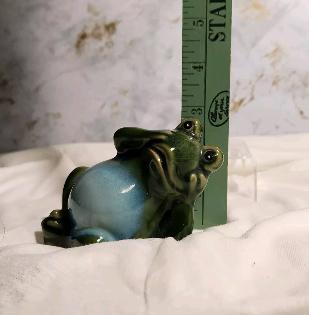 Cute Fat Green Ceramic Garden Frog Figurine Relaxing Laying On Side