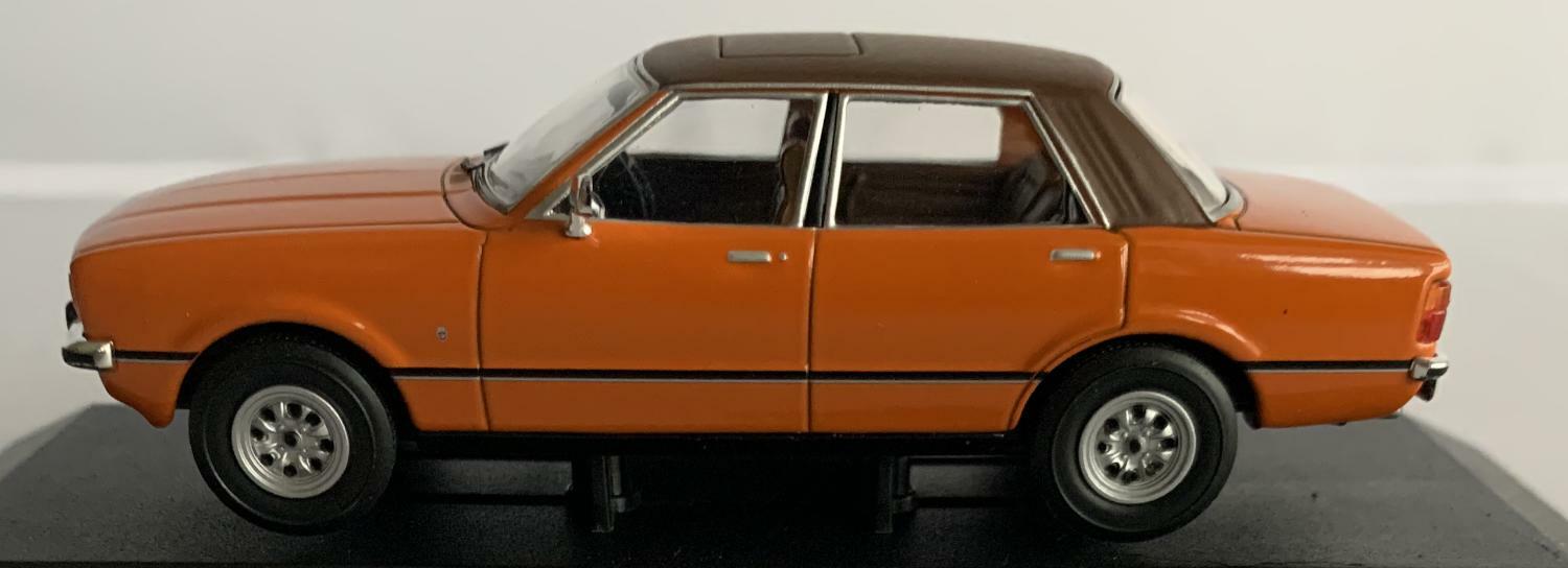 Ford Cortina mk4 2.0 Ghia 1977, signal orange, 1:43 scale, Corgi, VA11905