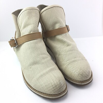 Emu Australia Lorne Beige & Tan Suede & Perforated Leather  display picture 1