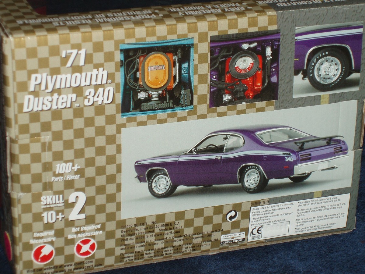AMT PRO SHOP 1971 PLYMOUTH DUSTER 340 GREEN 1/25 PREPAINTED