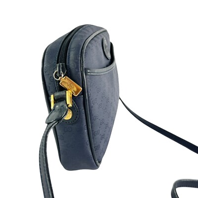 GUCCIポーチ／NAVY GUCCI （新品・未使用品）グッチ ジャンボGG ポーチ セカンド