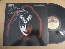 KISS Gene Simons signed autograph signed on SOLO vinyl record LP