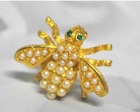 Simulated Pearls Gold Plate Crystal Eyes Joan Rivers Little Honey Bee Pin Brooch