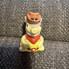 Texas Roadhouse ANDY THE ARMADILLO mascot animal Cowboy Bandana figure