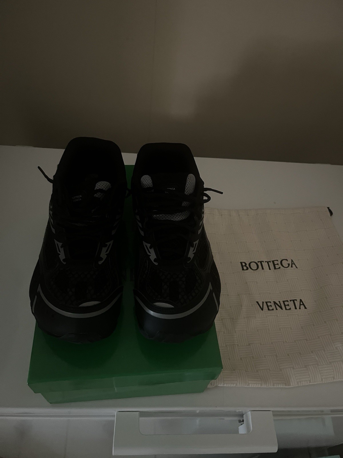 Bottega Veneta Men's Size 45 US 11 Black Leather High Quality Shoes Worn Twice