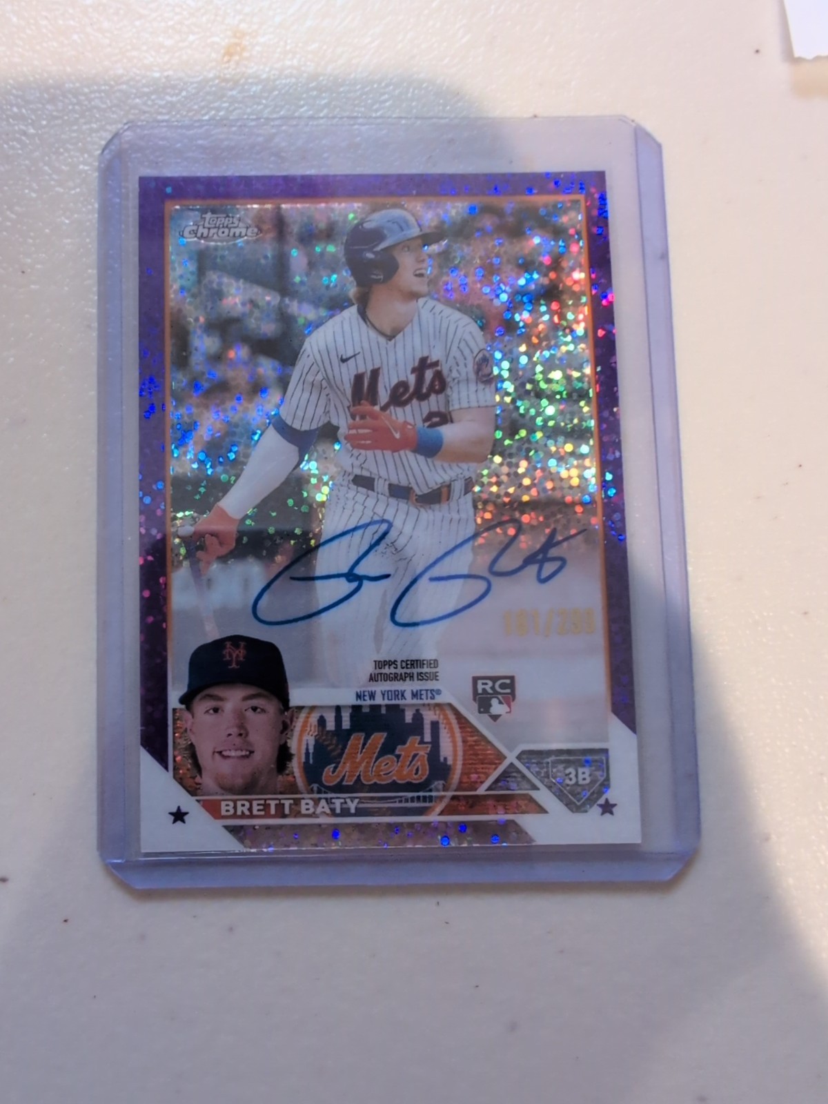 2023 Topps Chrome - Rookie Autographs Brett Baty Purple Speckle Refractor /299