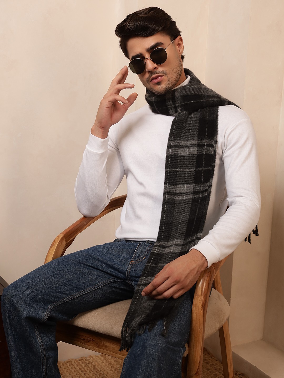 Mens Plaid Scarf Soft Winter Shawl Lightweight Cold-Weather Gear Black Checks