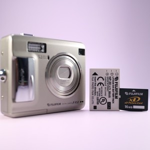 Fujifilm Finepix F450 | eBay