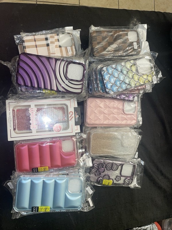 Lot of Assorted Apple iPhone Phone Cases/Covers Mixed Styles & Colors