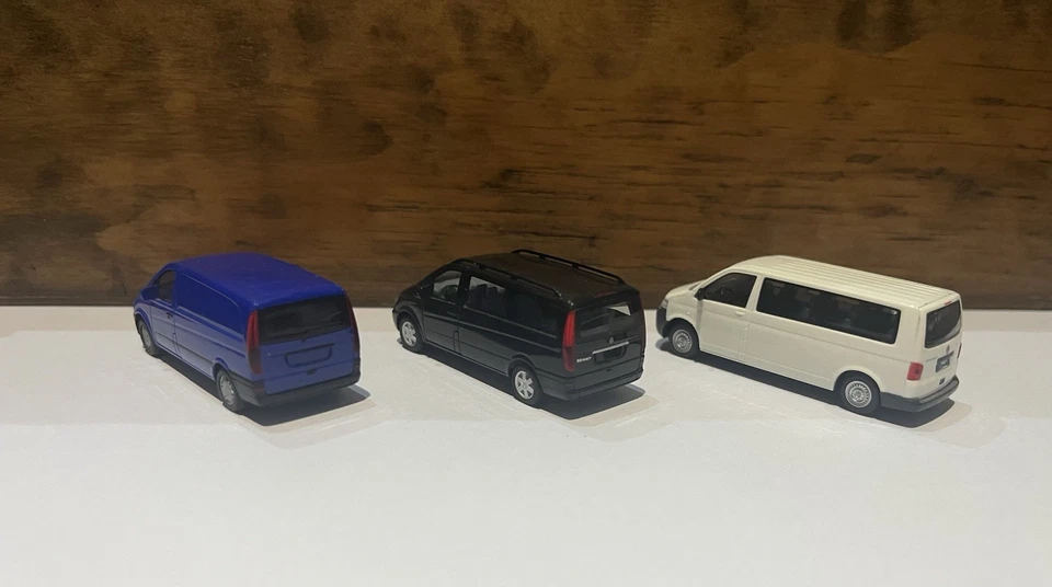 Lotto n. 3 furgoni HERPA/RIETZE (H0). - Immagine 3 di 3