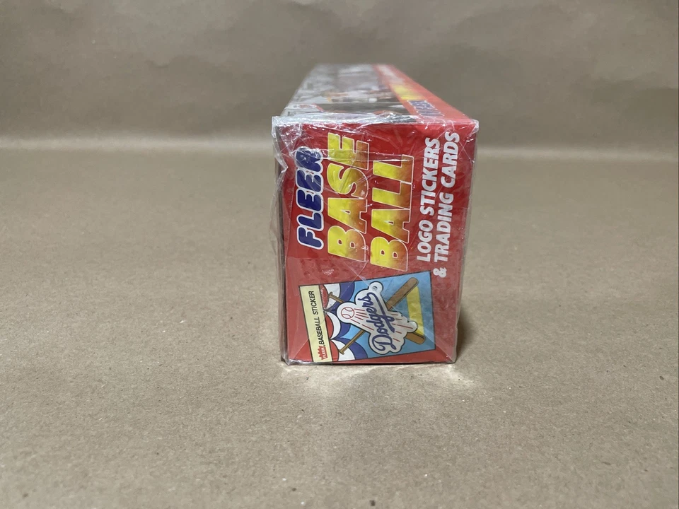 Полный комплект бейсбольных карточек 1989 FLEER в заводской упаковке - КЕН ГРИФФИ МЛ. RC 660 карточек - Изображение 2 из 2