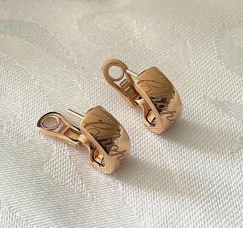 Chopard Chopardissimo 18K Rose Gold Earrings Fittend in the original chopard box - Picture 8 of 9