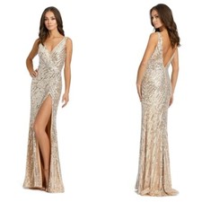 Mac Duggal Nude Silver Sequined V-Neck Gown Size 12 $378