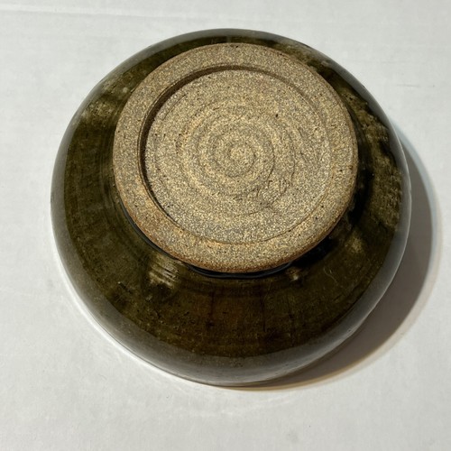 Studio Pottery Bowl Signed Multi Green 7 1/2” Diameter - Picture 6 of 12