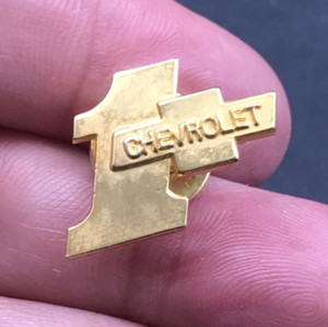 Chevrolet USA 1+ Gold Tone Pin 3/4" x 3/4" Chevy