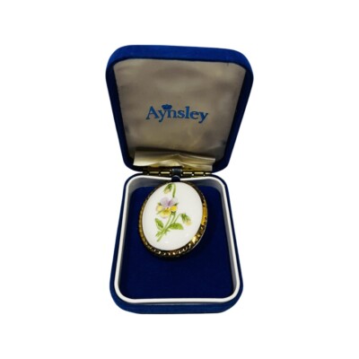VINTAGE AYNSLEY  FINE BONE CHINA HAND PAINTED Floral Flowers OVAL BROOCH