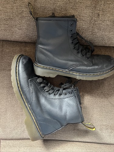 Dr. Martens Docs Combat Boots 1460 J Youth Kids Size 3 Black Leather Side Zip - Picture 5 of 6