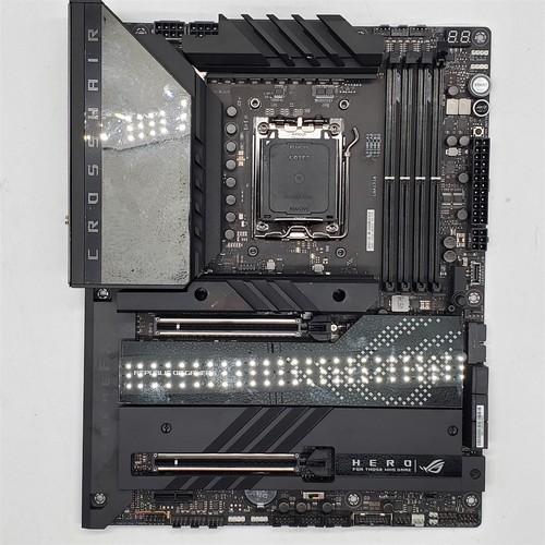 ASUS ROG Crosshair X670E Hero (WiFi 6E) Socket AM5 Ryzen 7000 Gaming Motherboard