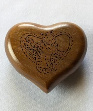 Laser Craft Wooden Heart Shaped Cat Music Box Works