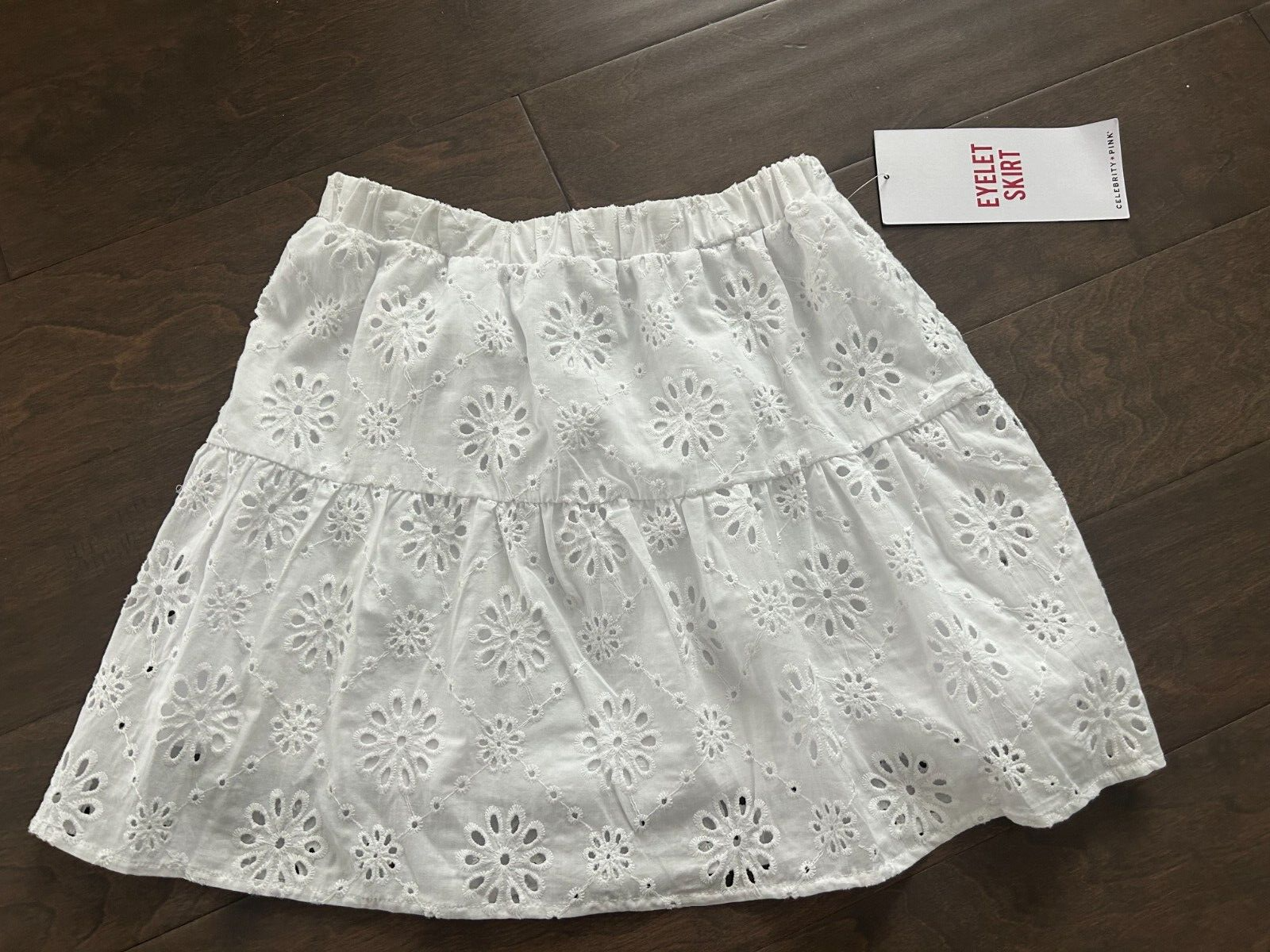 Foto 1 di 4