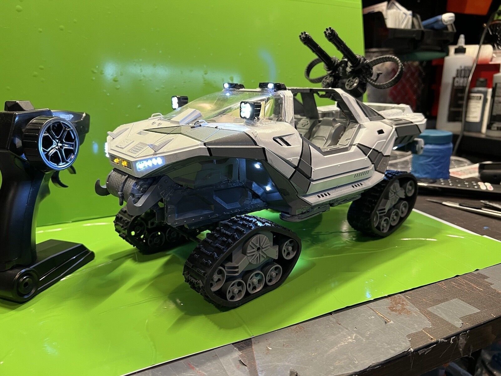 Picture 2 of 5