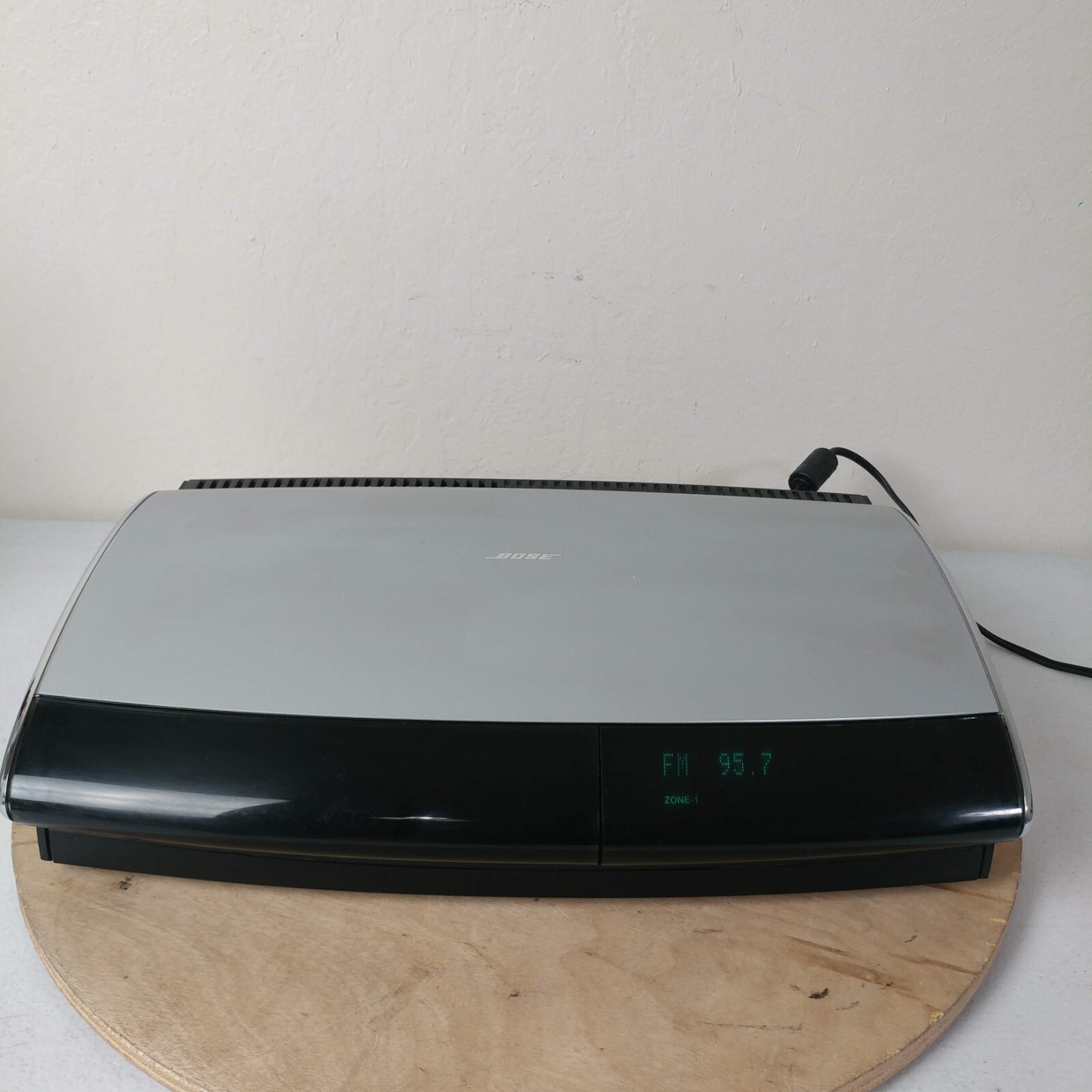 Bose AV28 Lifestyle 28 Media Center w/ Power Supply - For Repair - No video