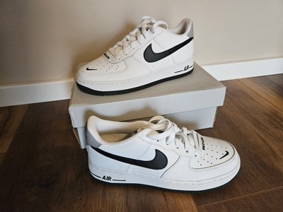 Nike Air Force 1 LV8 Mini Swoosh Gr 38.5 neu Karton sonderedition Weiß