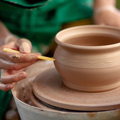 Creative Play Pottery Tool Kit mit 14 Kunststoffwerkzeugen für junge Künstler