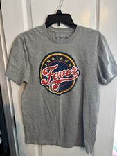 Indiana Fever WNBA Gray T-Shirt medium Great for Kaitlyn Clark, basketball Fan