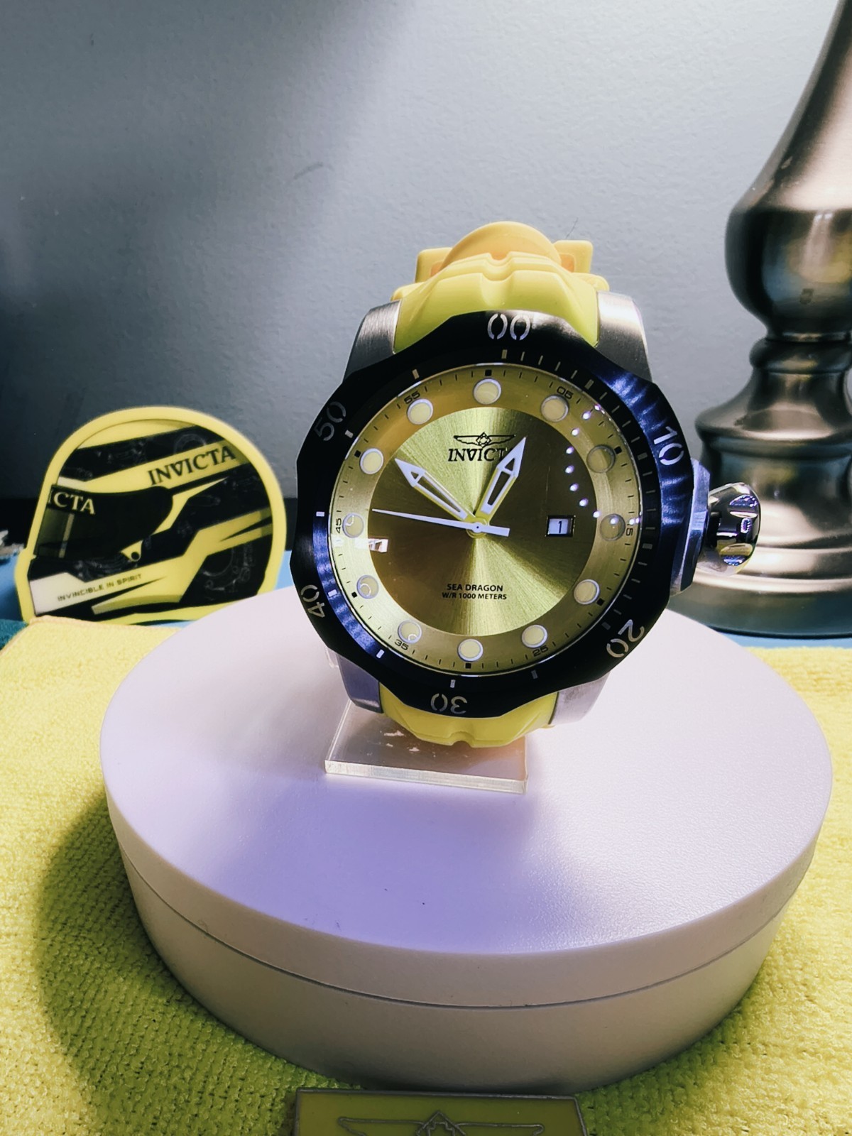 High Waterproof Yellow Sea Dragon Model INVICTA Venom 45492 Invicta Venom