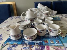 Royal Doulton Autumn's Glory Fine China Tea/coffee Set. Immaculate Condition.