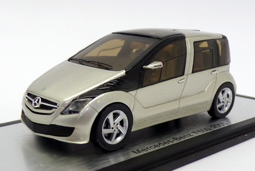 Spark 1/43 Scale Model Car S1016 - 2005 Mercedes Benz F600 - Silver - 第 1/4 張圖片