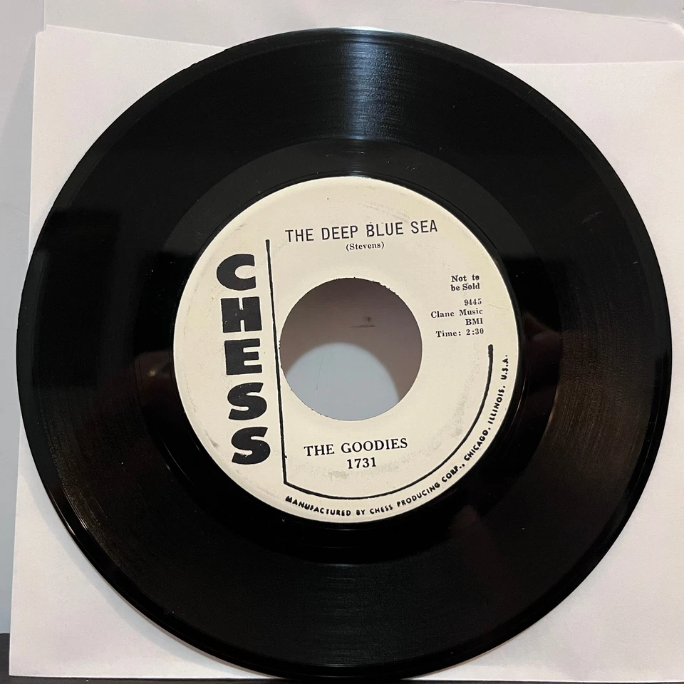 THE GOODIES - In Bermuda / Deep Blue Sea (1959) - 7" Vinyl Record 45RPM - VG+ - Image 2 of 2