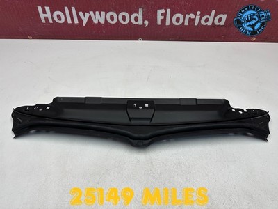 2019-2025 BMW 330 330e M340 FRONT RADIATOR SIGHT SHIELD COVER PANEL TRIM OEM 25k