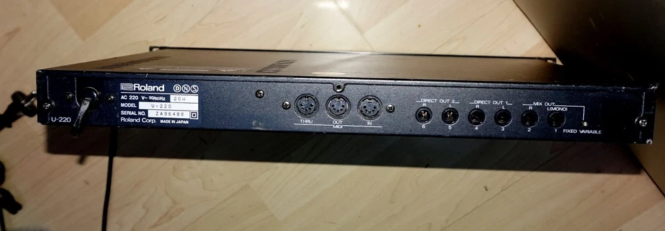 Roland U-220 Soundmodul   Sound Expander Synthesizer, gebraucht - Bild 3 von 4