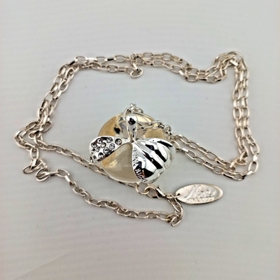 Vintage Signed Nina Ricci ''Grande Pomme'' Clear Lucite Apple Pendant Necklace
