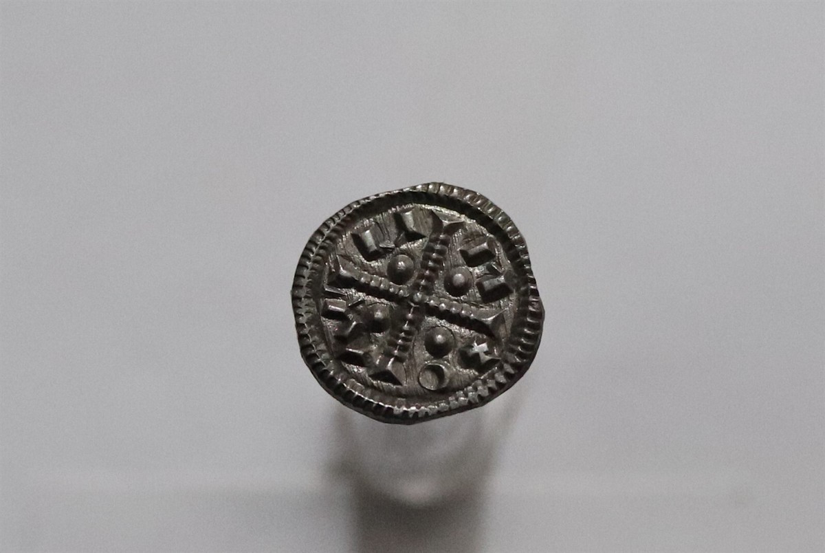 【ウクライナ記念硬貨】バイメタル コイン 2枚セット ドネツク州 85周年 他 🧭 🇭🇺 Hungary, Koloman AR Denar, Mint State, 1095 - 1116