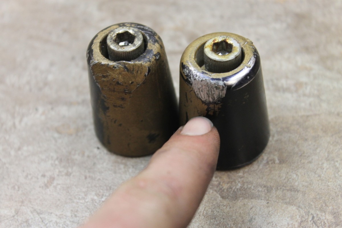 1999 KAWASAKI NINJA ZX6R ZX600G HANDLE BAR ENDS BARENDS HANDLEBAR