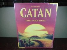 The Settlers of CATAN Trade Build Settle 5th Edition *dented box but new/sealed*