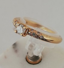 Belle Bague Solitaire en Or jaune18 ct / Diamant + petits diamants / Réf MP2269