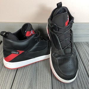 jordan fadeaway black and red