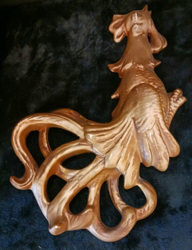 Vintage11 Inch Ardco (japan)  Ceramic Gold Tone Roosters Wall Hanging Pair - Picture 7 of 8