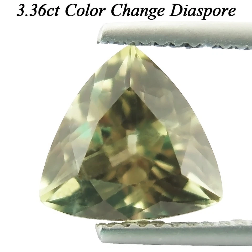 Rare 3.36ct Trillion Cut Color Change Diaspore 100% Natural Mined at Turkey - Image 2 of 4