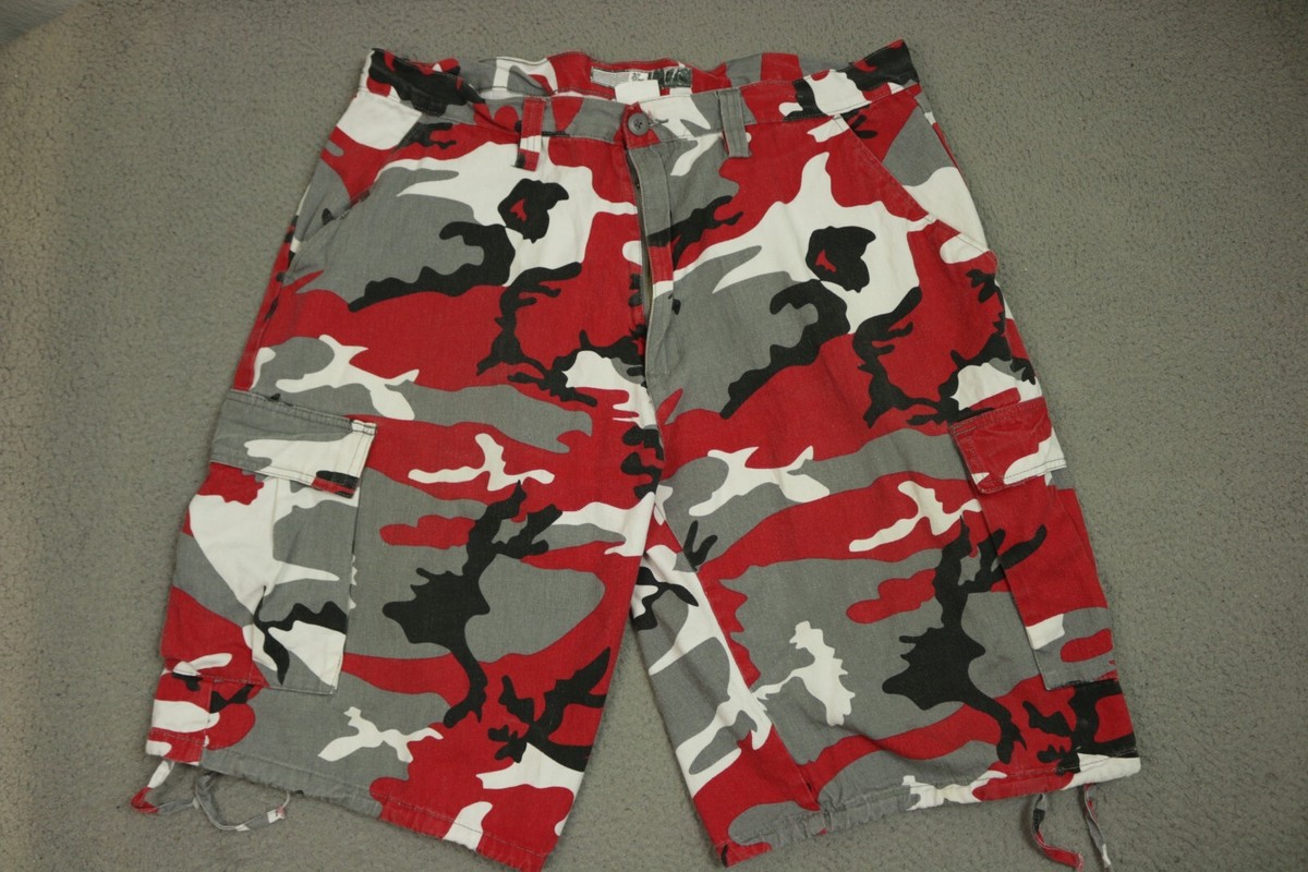 Regal Wear Cargo Shorts Mens Size 42 Camouflage Red Y2K