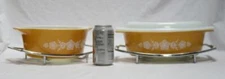 2 Corning Pyrex Butterfly Gold Casserole Bowls 2.5 Qt. w/ Stands