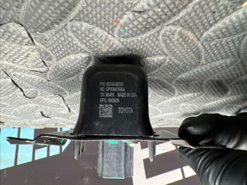 OEM 2023-2024 LEXUS RX450 FRONT BUMPER CAMERA PARK ASSIST MODULE 86790-0E560 - Foto 5 di 6