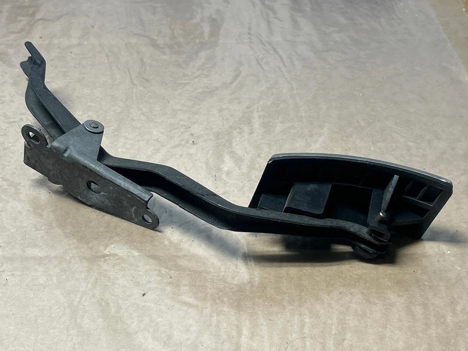 Ford Mustang Bullitt 2001 pedal de gasolina - 51 k millas 257 Foto 4 de 4