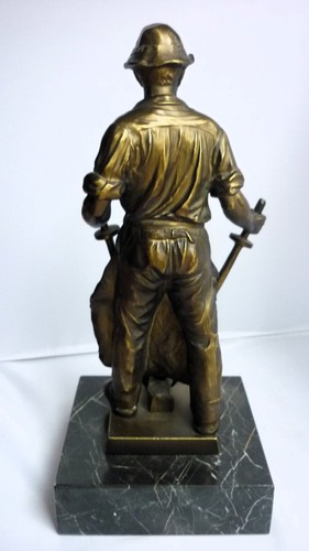 Figur eines Hüttenmannes - Bild 3 von 6