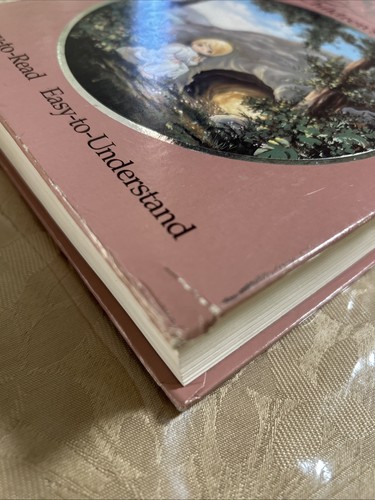Precious Moments Bible Easy-To-Read New Life Version Hardback 1990 Children's - Picture 8 of 8